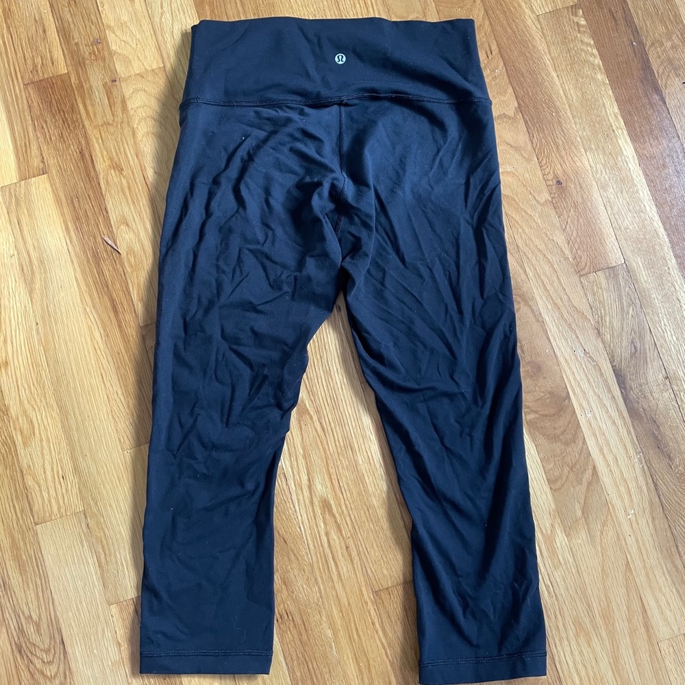 Lululemon wunder under capri leggings